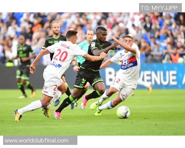 克莱蒙特主场迎战巴黎FC争夺法甲积分榜关键战役